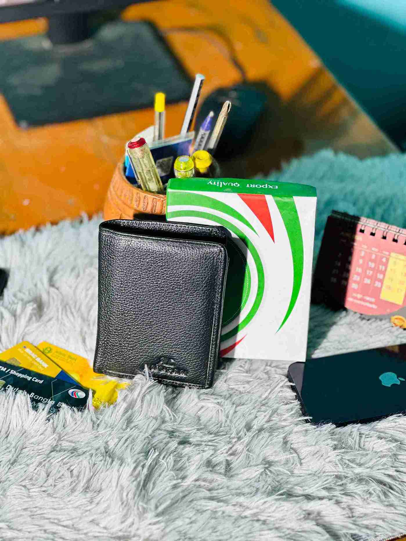 Premium leather wallet 🖤   Minimal design with multiple card & cash space.