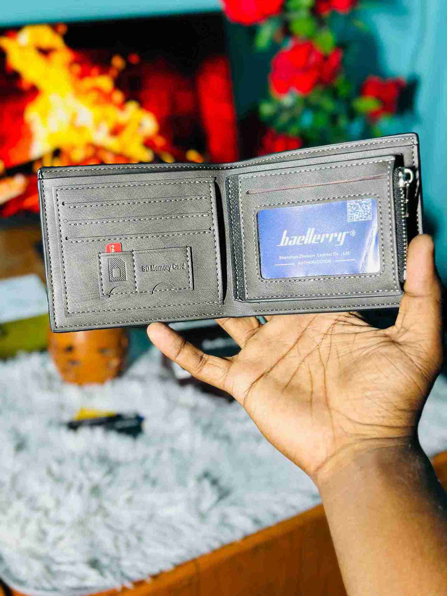 Smart Chinese style, premium leather, and durable cutting