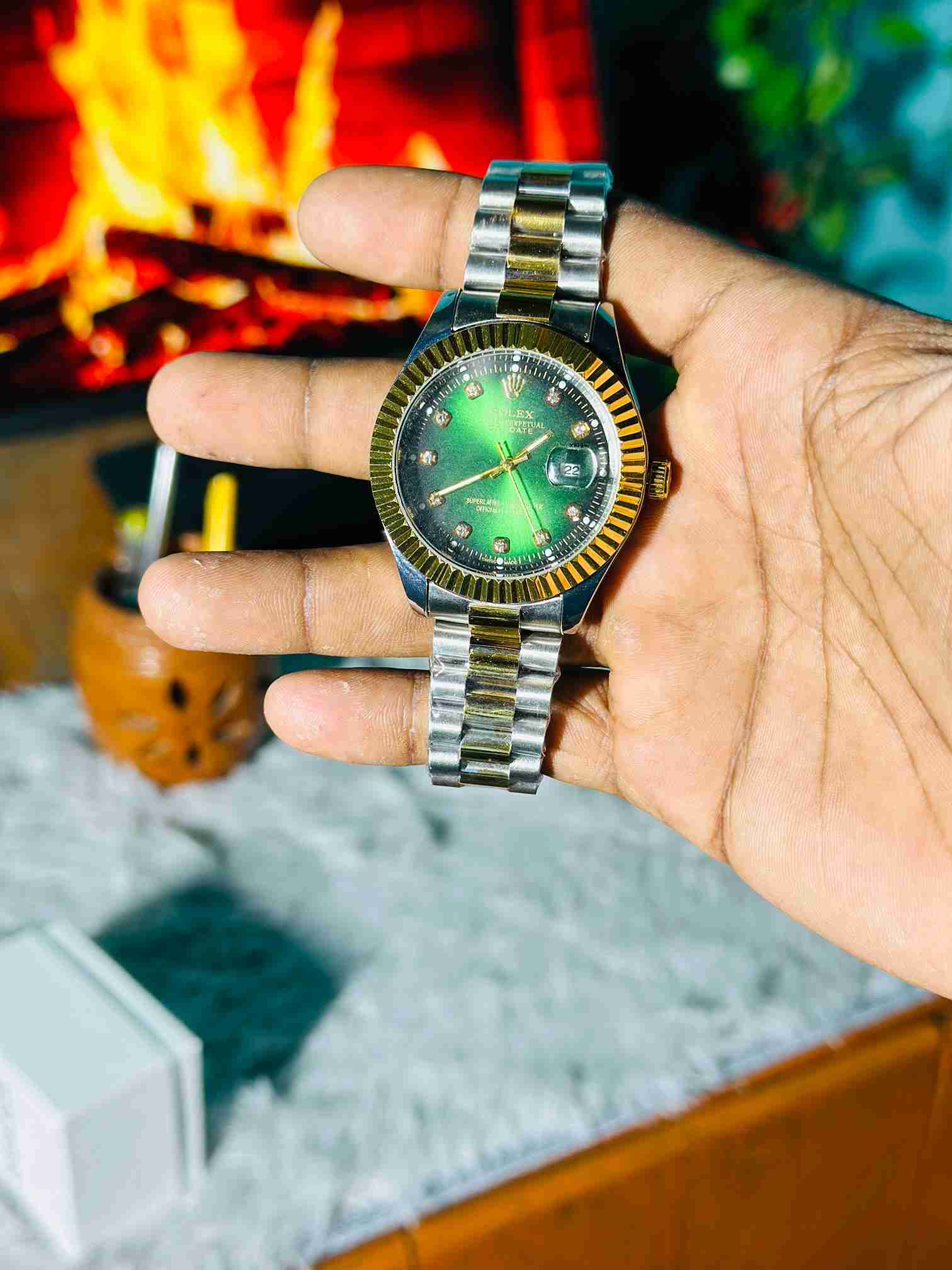 Rolex : Luxury Men’s Wristwatch Collection